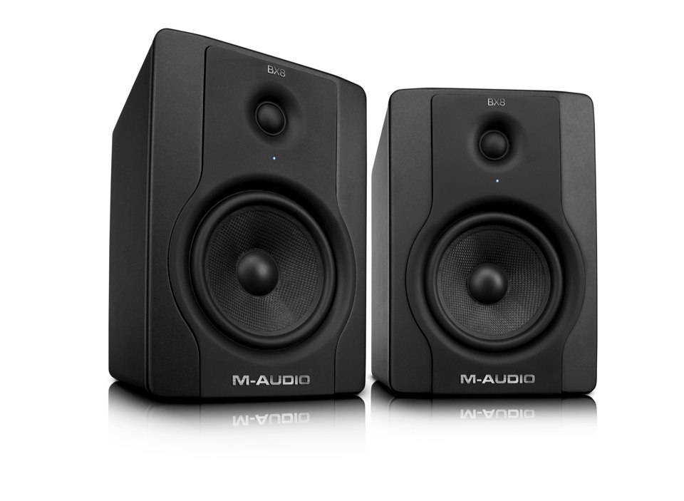 m-audio-bx8-d2-right-angle