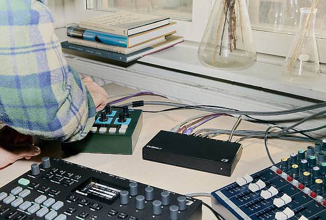 elektron-outbox-8-02